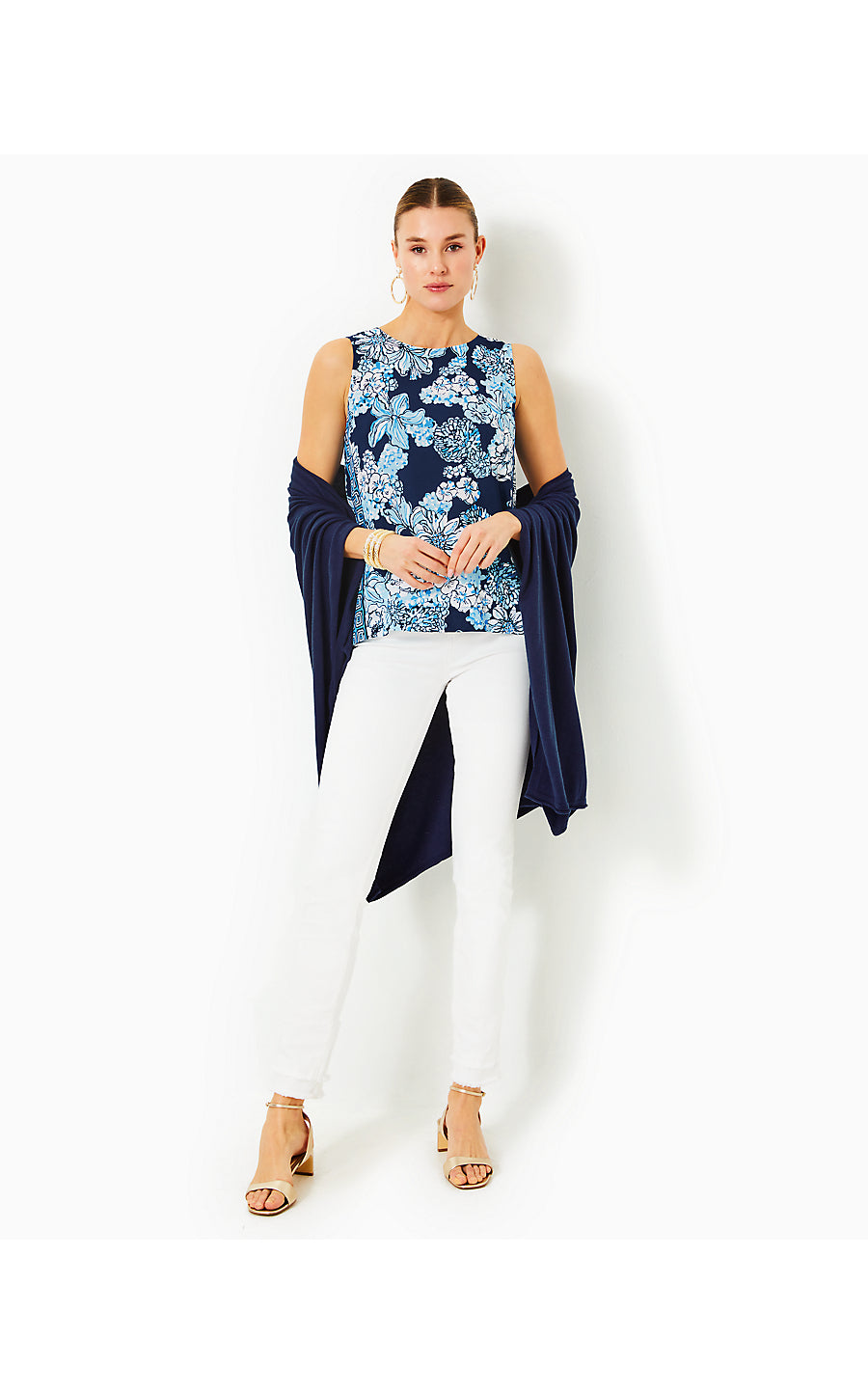 IONA SLEEVELESS TOP, LOW TIDE NAVY BOUQUET ALL DAY ENGINEERED WOVEN TOP