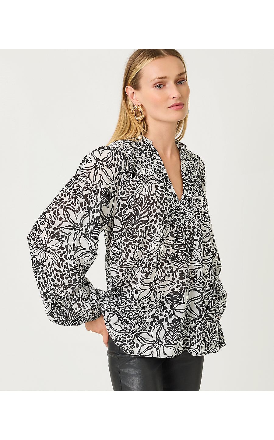 LOURDES LONG SLEEVE TOP, ONYX LOTS TO SPOT