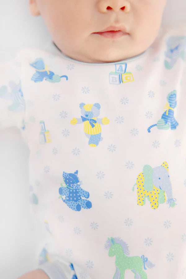 Walt Onesie,
Cuddle Up Cutie (Buckhead Blue)/Buckhead Blue