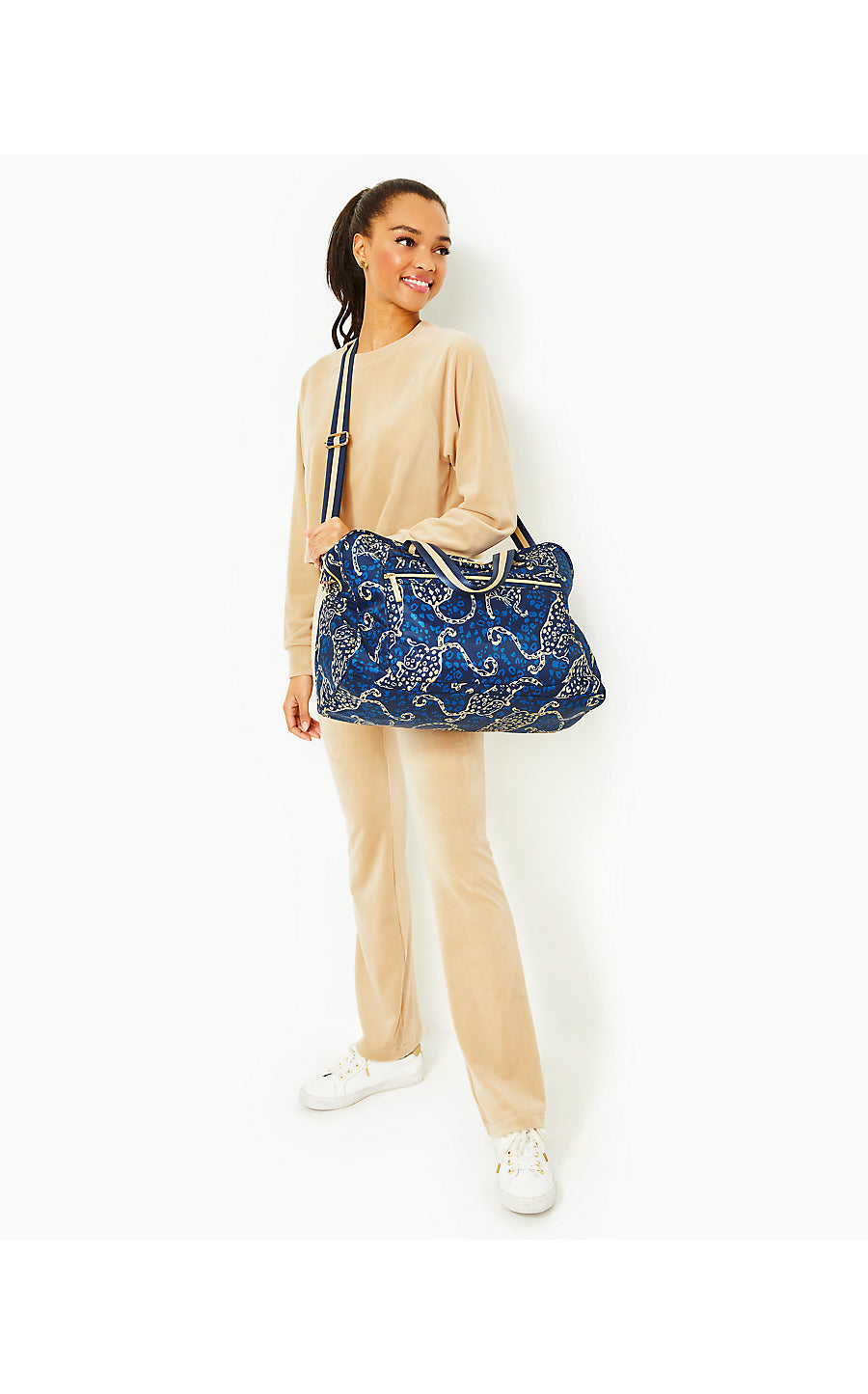 Lilly Pulitzer Beale Weekender Bag newest In Low Tide Navy BUNDLE