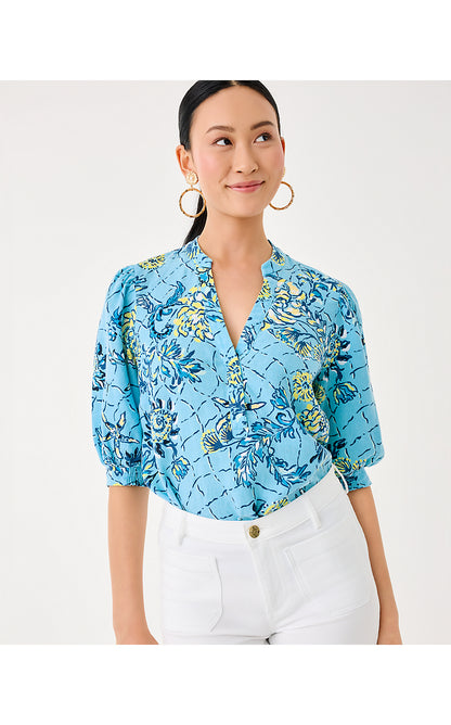 MIALEIGH ELBOW SLEEVE LINEN TOP, BELLEVUE BLUE BREAKERS BEACH