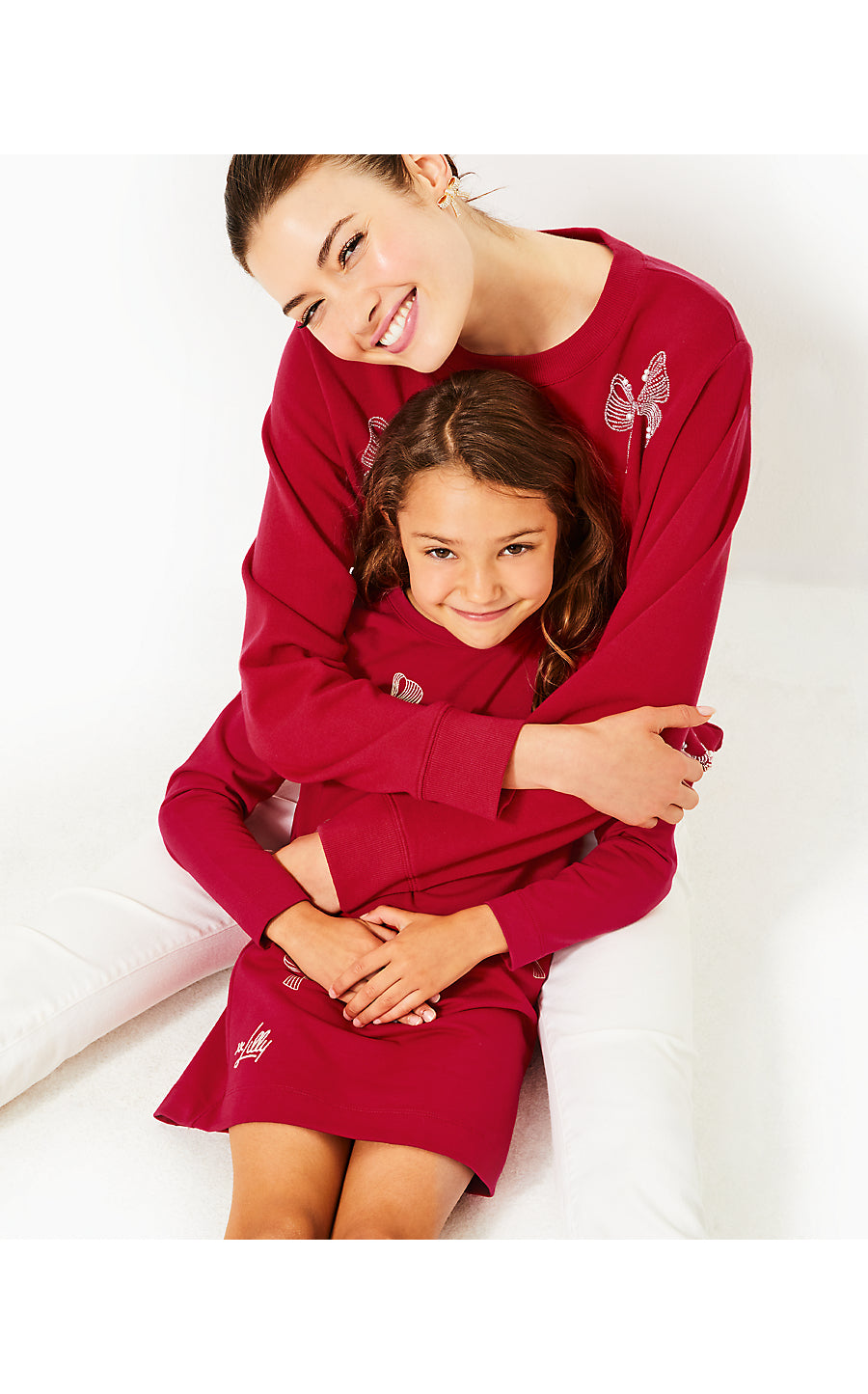 MINI BALLAD SWEATSHIRT DRESS, MALBEC RED BOW EMBELLISHMENT CHILDRENS