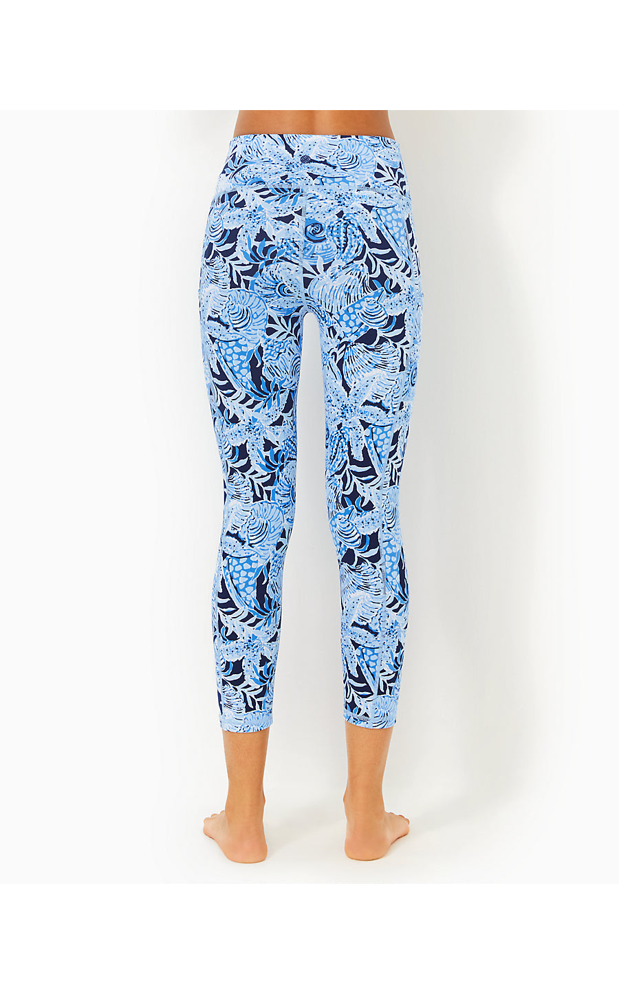 NWT LILLY outlets PULITZER Luxletic Weekender Mid-Rise Legging Blue Peri Takin It Easy.