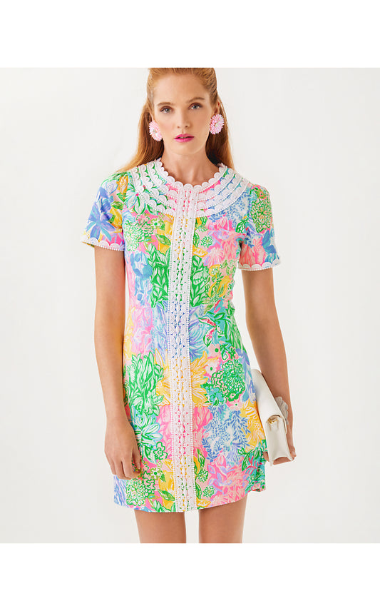 MILA SHORT SLEEVE STRETCH SHIFT, MULTI BRIGHT DELIGHT PATCH