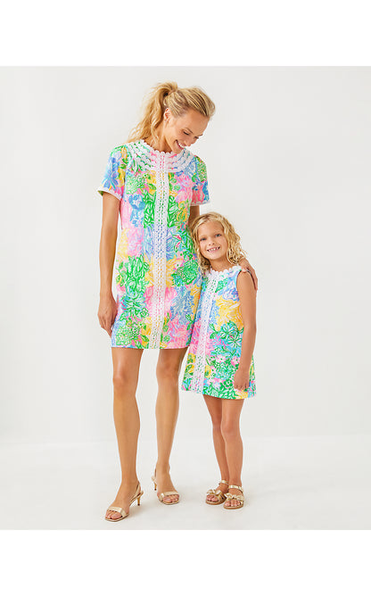 MILA SHORT SLEEVE STRETCH SHIFT, MULTI BRIGHT DELIGHT PATCH