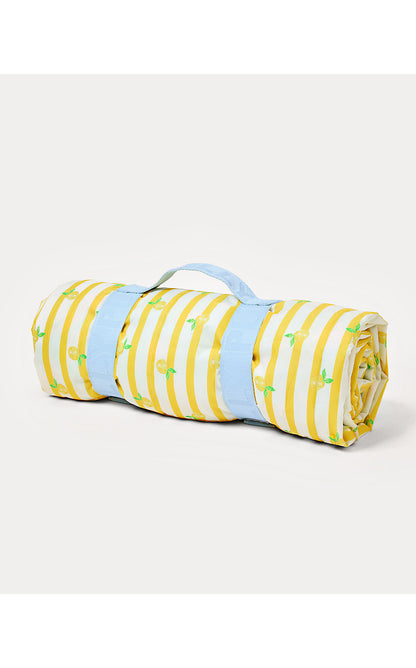GWP PICNIC BLANKET, BLUETTE MAKE LEMONADE