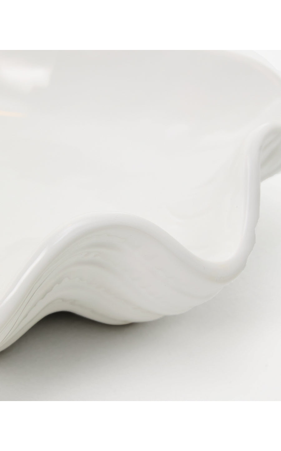 Ceramic Serving Bowl, Resort White (Shell)