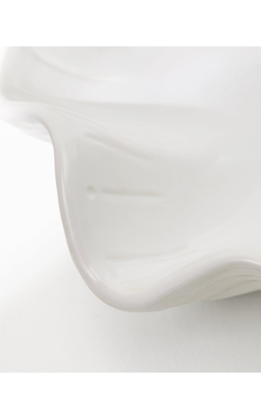 Ceramic Serving Bowl, Resort White (Shell)