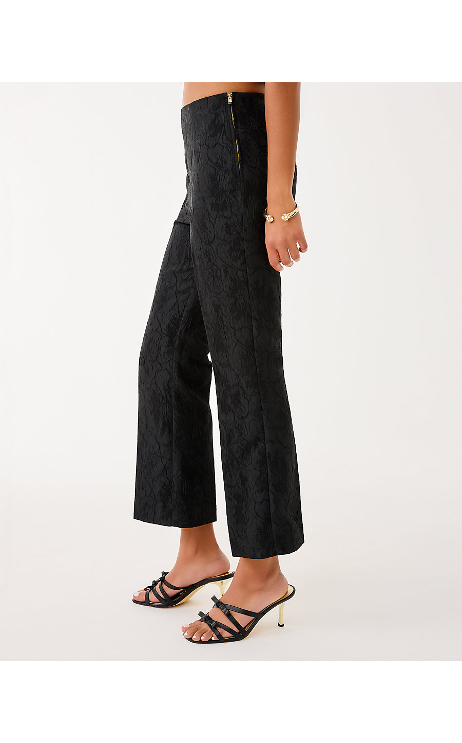 JARRAE HIGH RISE CROP FLARE PANT, NOIR EXPLODED FLOWER STRETCH JACQUARD