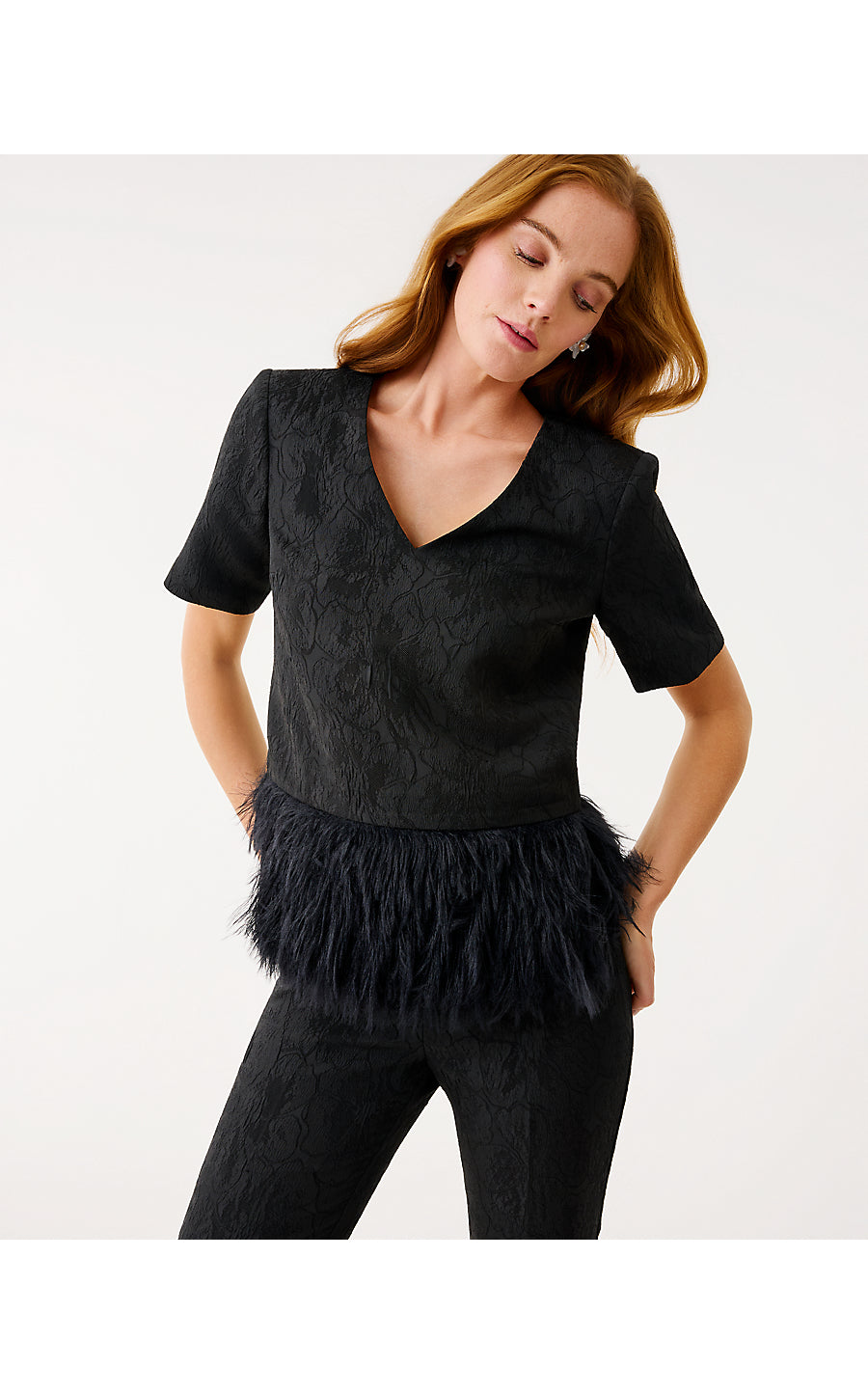 RYLAN V-NECK TOP, NOIR EXPLODED FLOWER STRETCH JACQUARD
