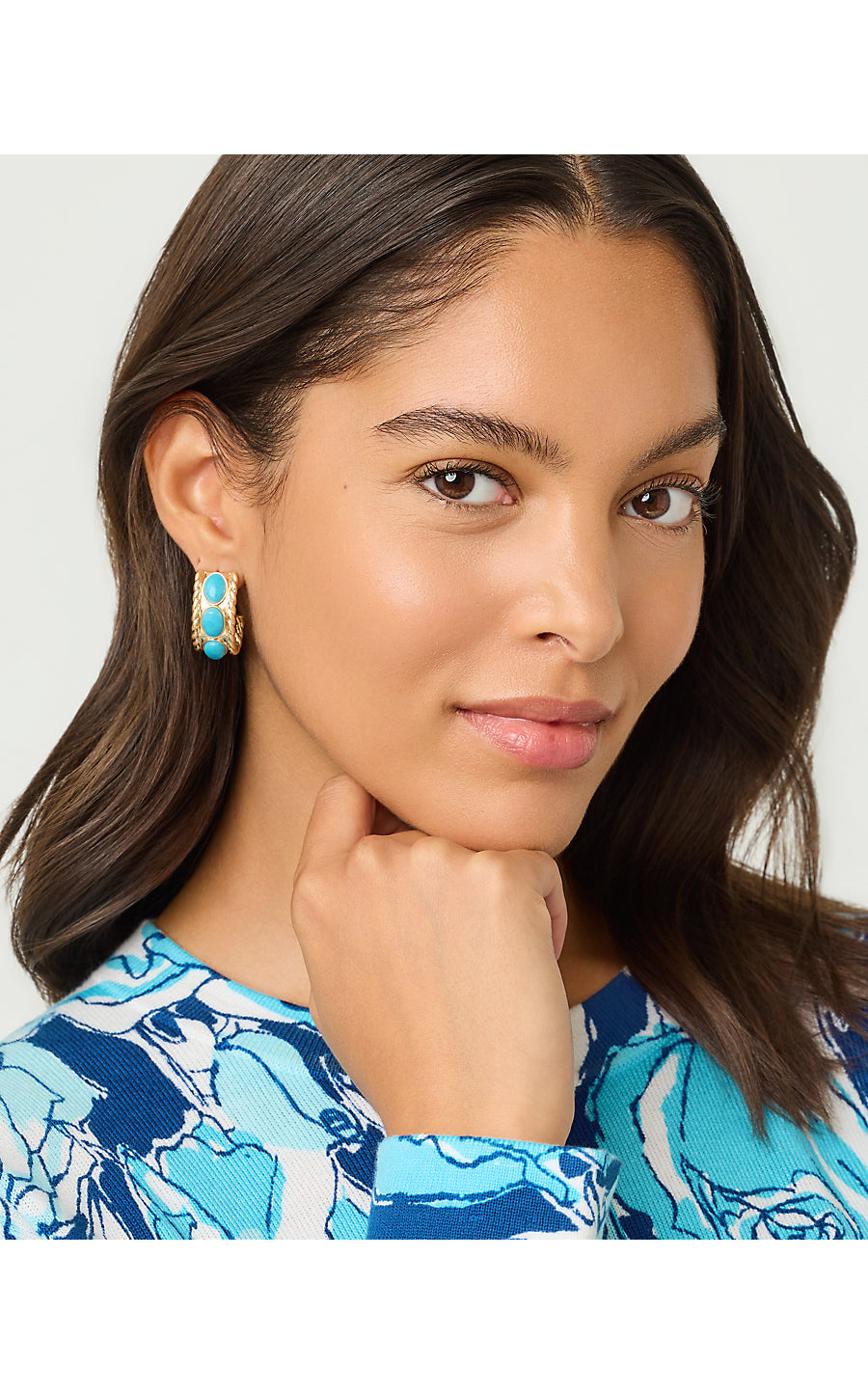 SUNSHINE GROVE HOOP EARRING, TURQUOISE TIDE