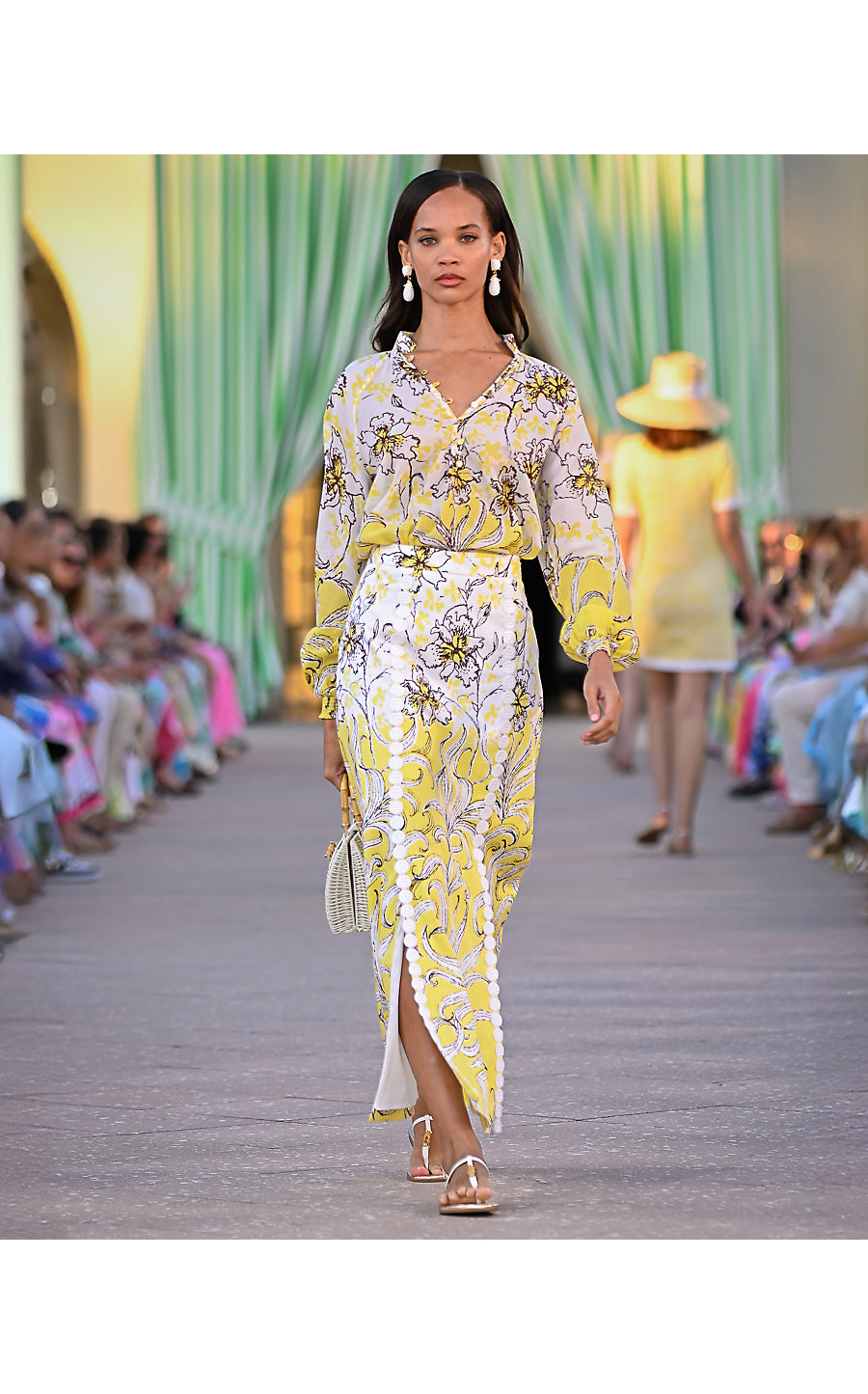 RENISHA LONG SLEEVE TOP, ESTELLE YELLOW BUMBLEY BUZZ ENGINEERED WOVEN TOP