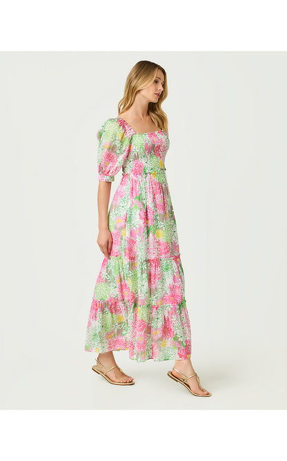 HADLY SHORT SLEEVE SMOCKED DRESS, RESORT WHITE MUM PATCH
