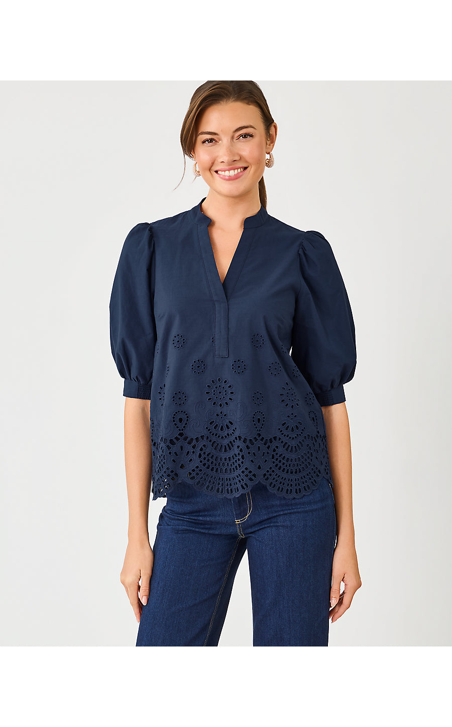 MIALEIGH TOP, LOW TIDE NAVY SCALLOPED EYELET BORDER POPLIN
