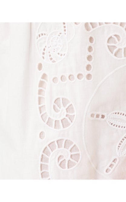 KILAH EYELET SHORT, RESORT WHITE SHELL OF A TIME ENGINEERED EYELET