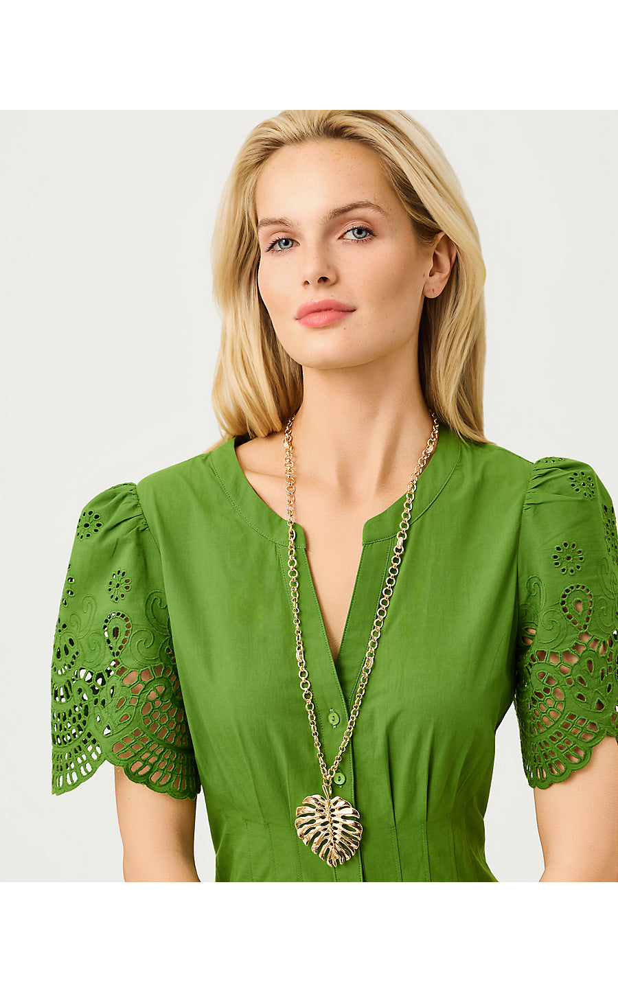 HIDE AND LEAF NECKLACE, GOLD METALLIC
