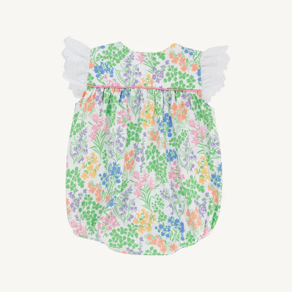 Angel Sleeve Blythe Bubble, 
Gaston St Garden/Worth Ave White